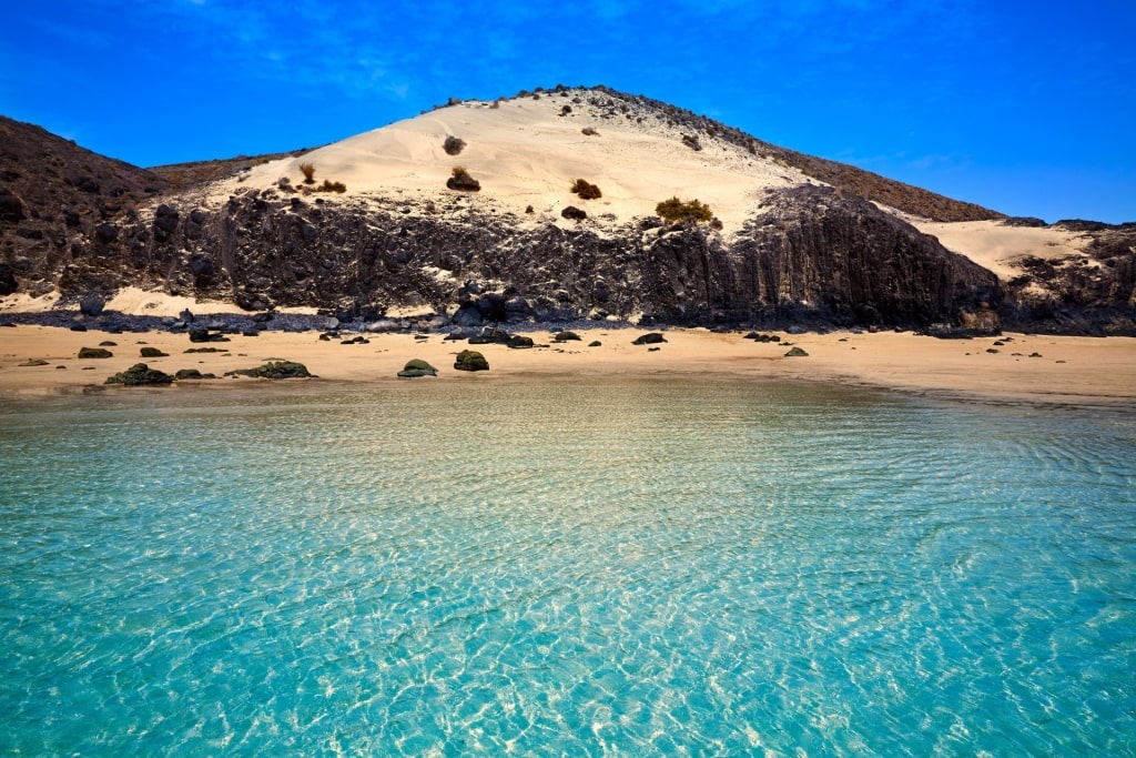 Clear blue water of Playa Del Mal Nombre