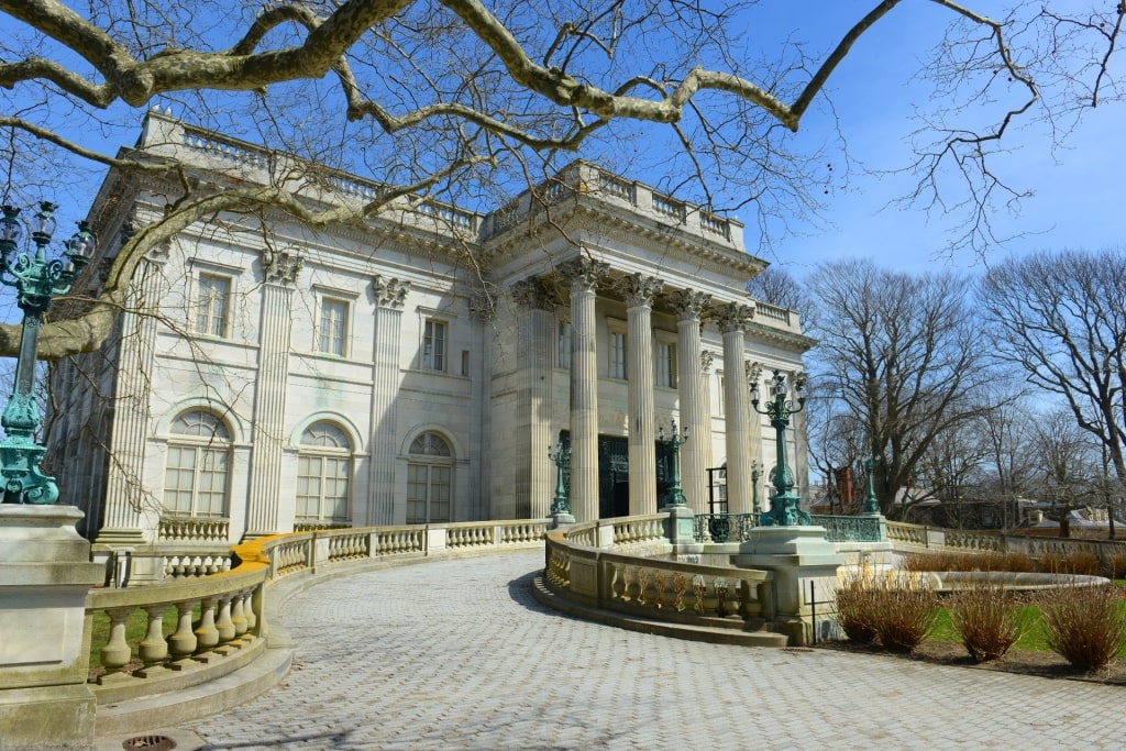 Close up look to the entrance of Marble House