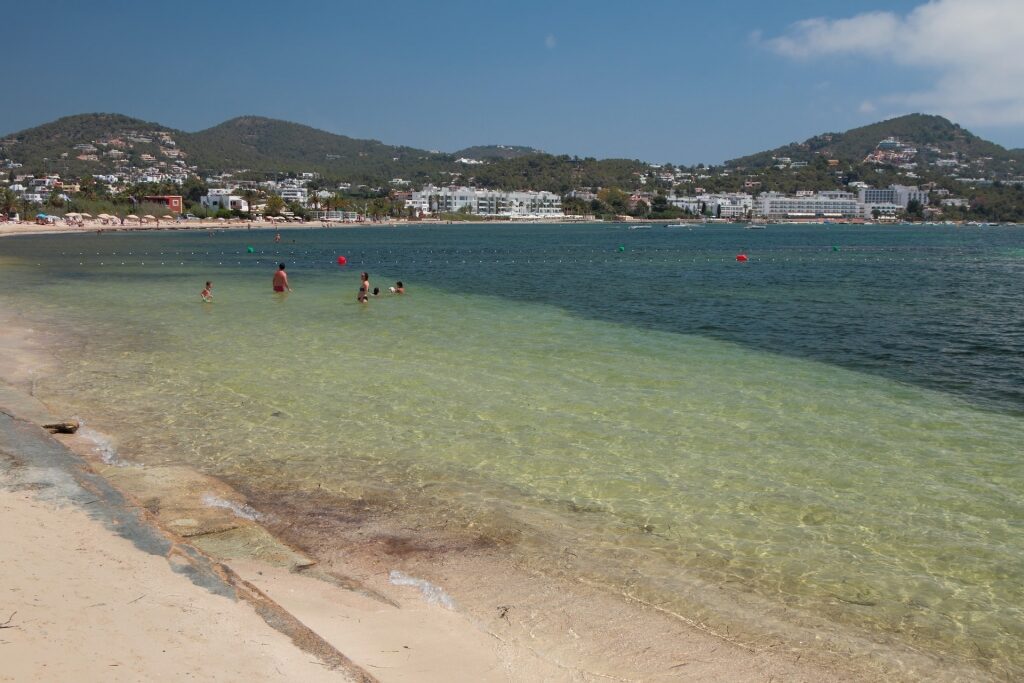 People swimming in Playa de Talamanca