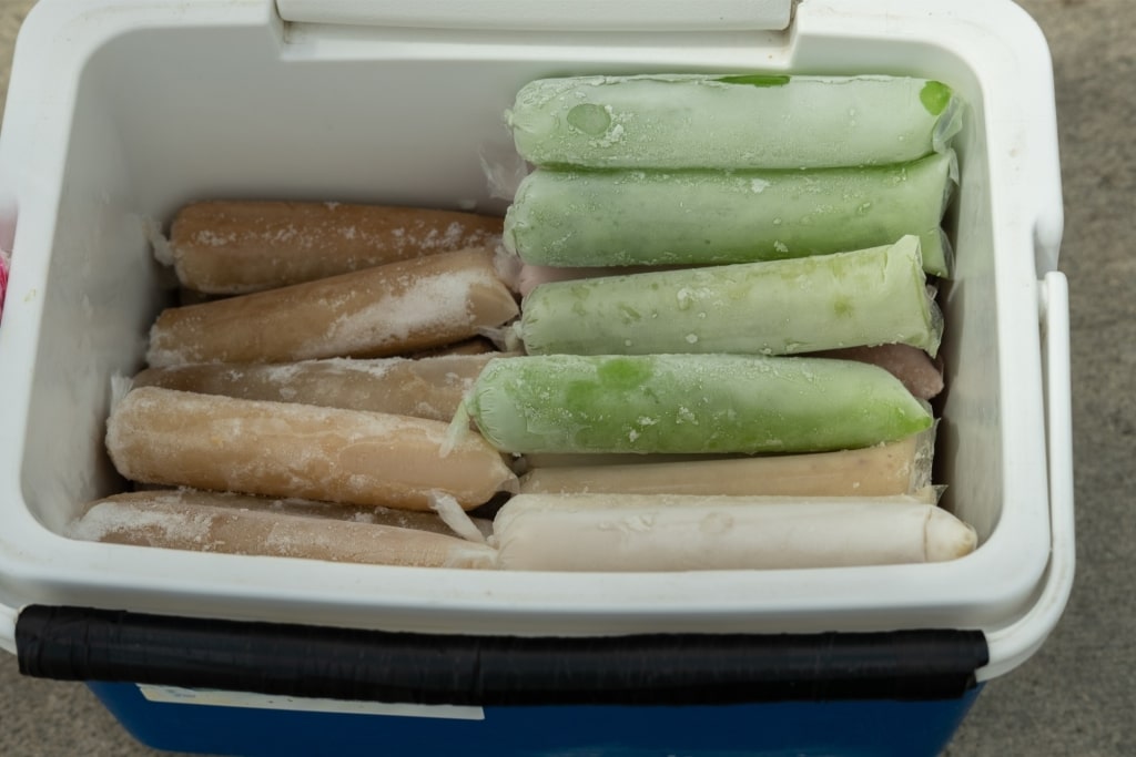 Refreshing helado de batata in different flavors