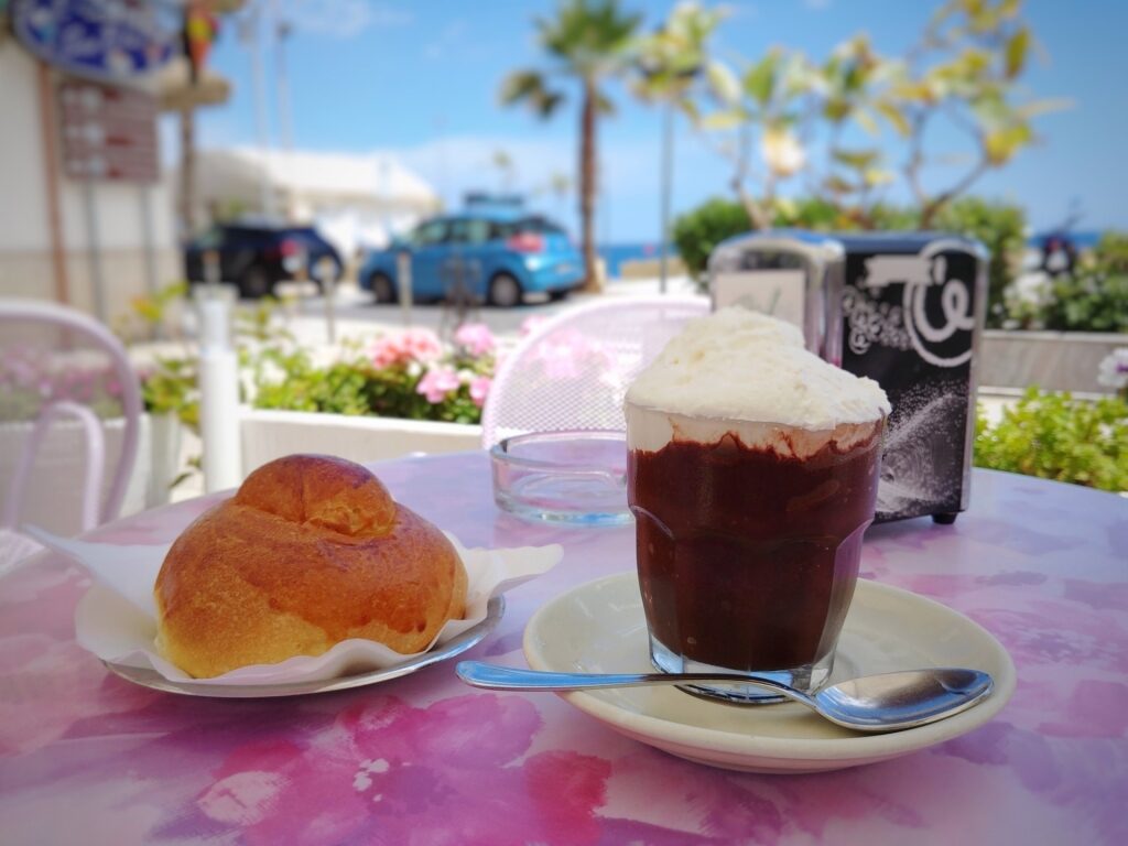 Granita with brioche bread