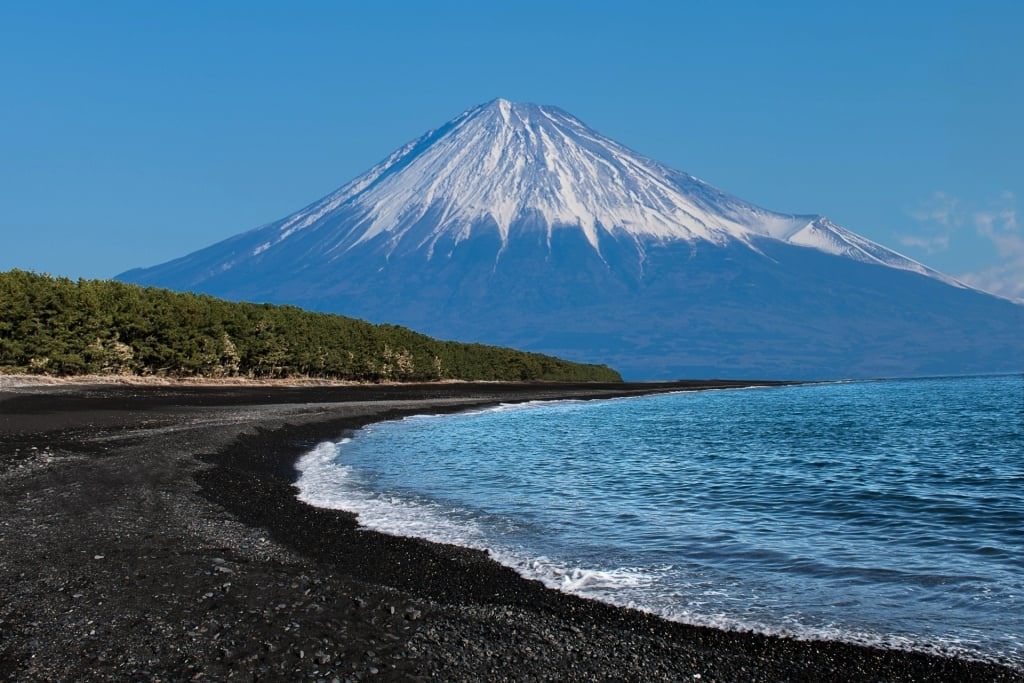 Black sands of Miho-no-Matsubara beach, Tokyo