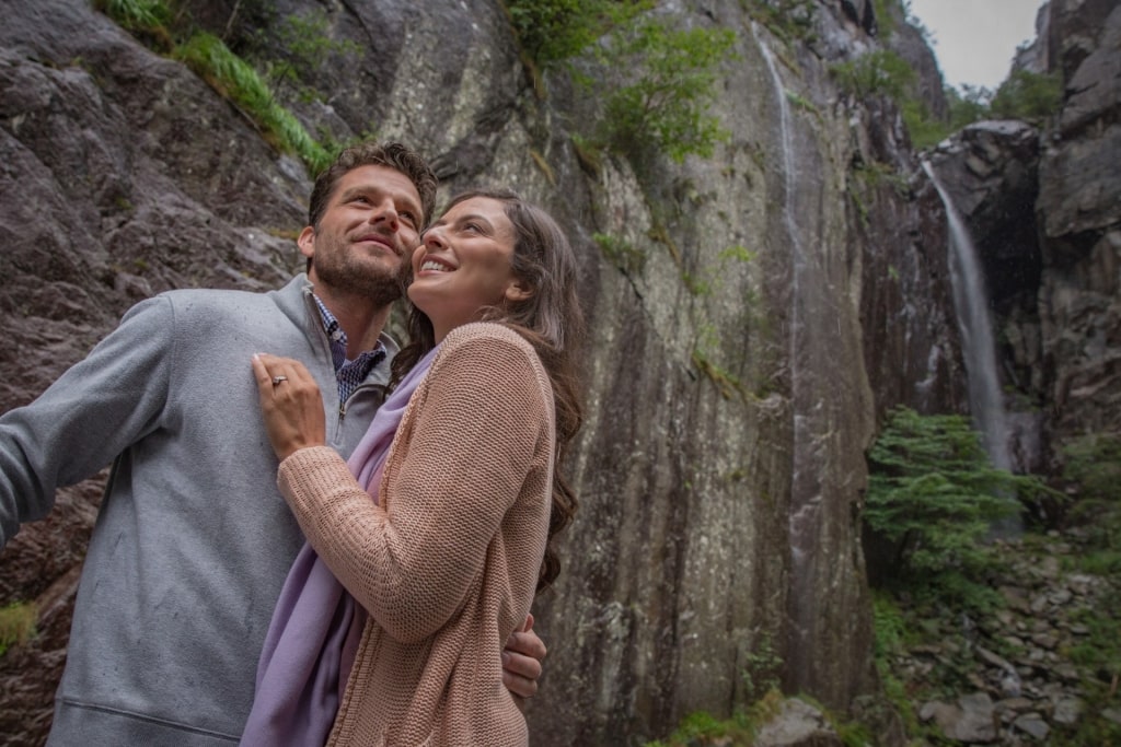 Couple on a cruise in Lysefjord