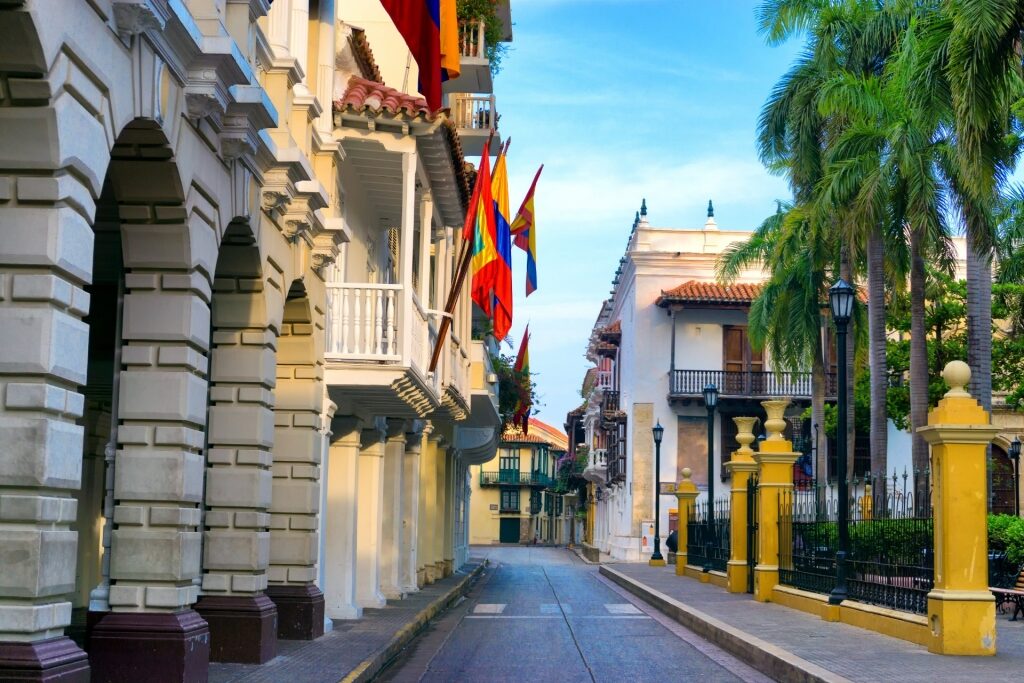 Street view of Plaza Bolivar