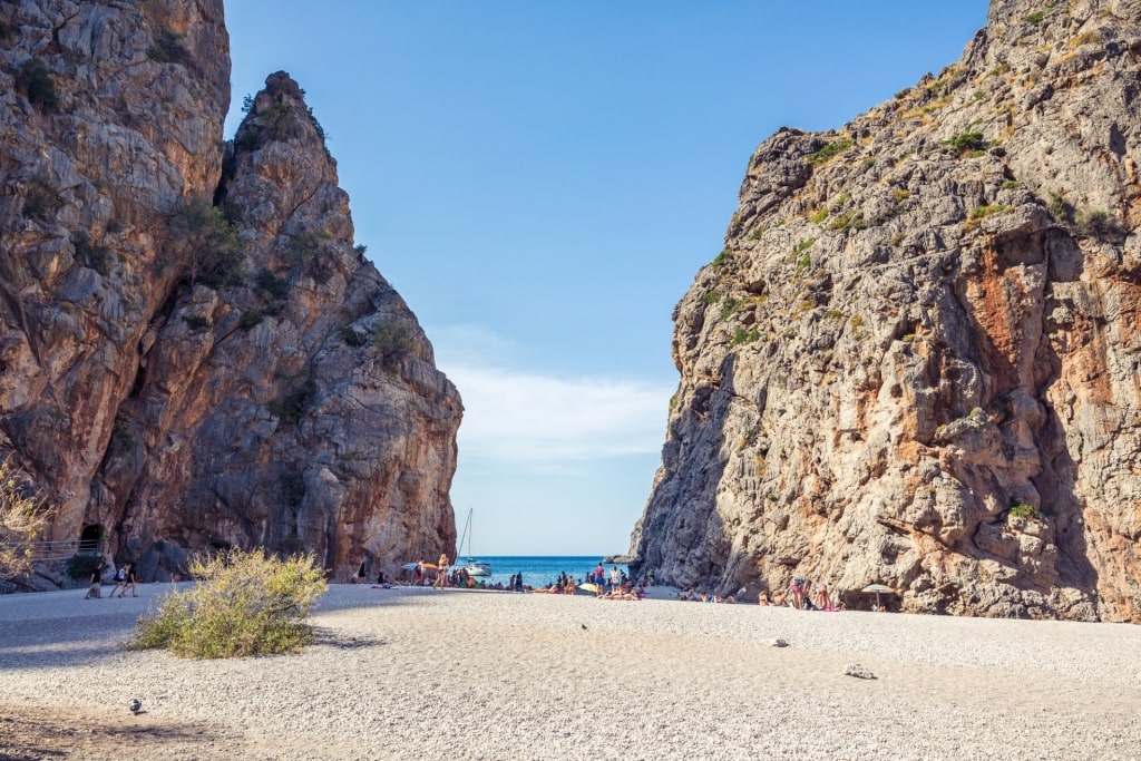 Platja de Torrent de Pareis in between cliffs