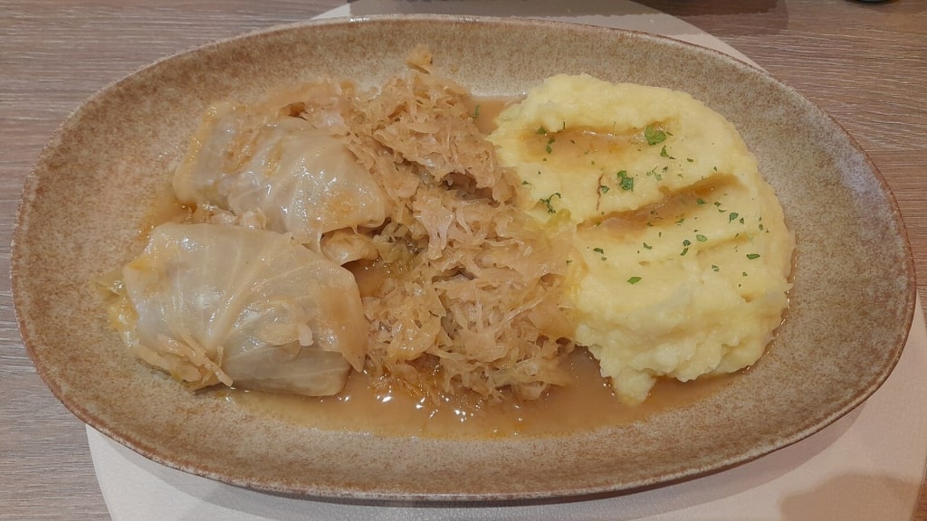 Platter of arambašići