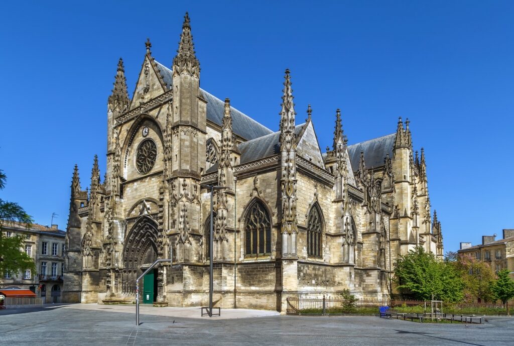 Beautiful architecture of the Basilica Saint-Michel, Bordeaux
