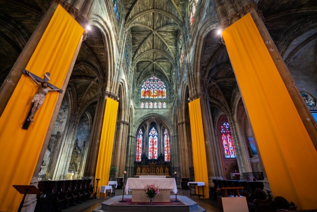 View inside the Basilica Saint-Michel, Bordeaux