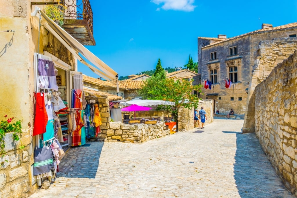 Narrow street in Les Baux-de-Provence