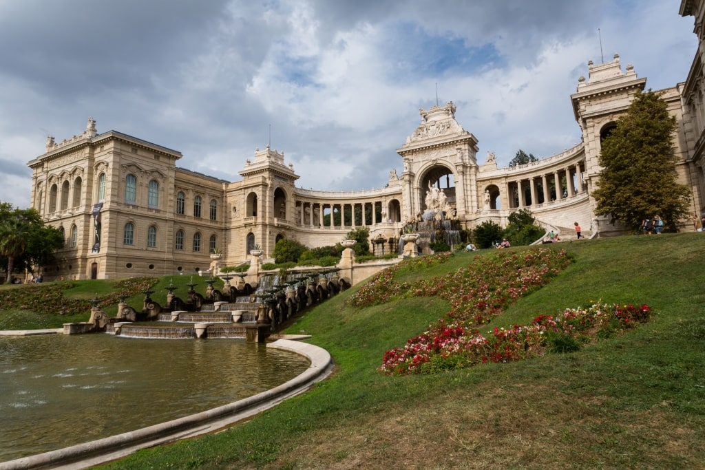 Beautiful front of Longchamp Palace with fountain