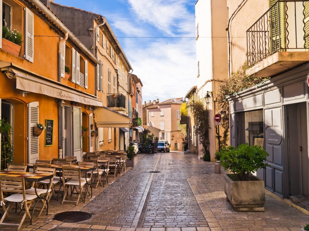 Street view of Old Town, Saint-Tropez
