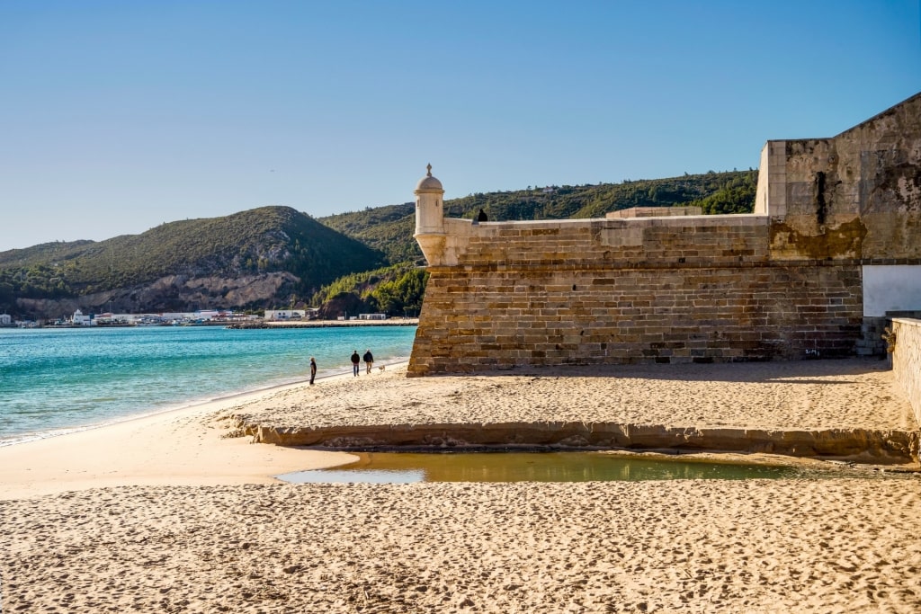 View of Forte de Santiago by the beach