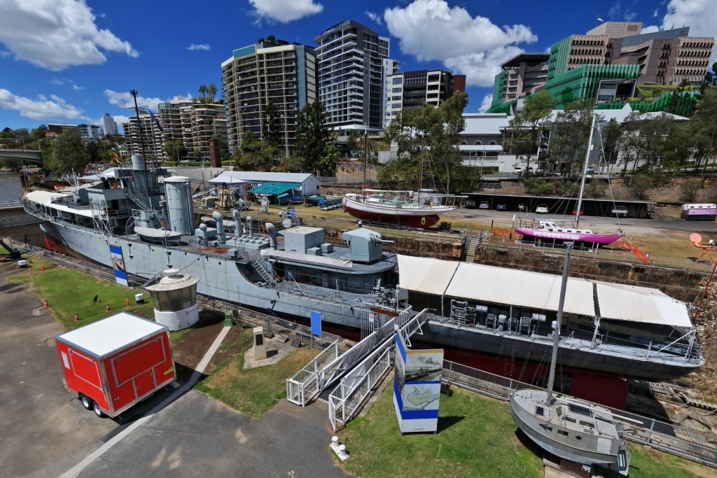 Boat docked at the Queensland Maritime Museum