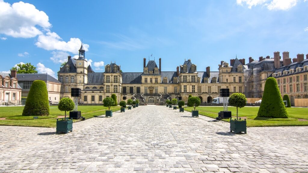 Castles in France - Château de Fontainebleau, Fontainebleau