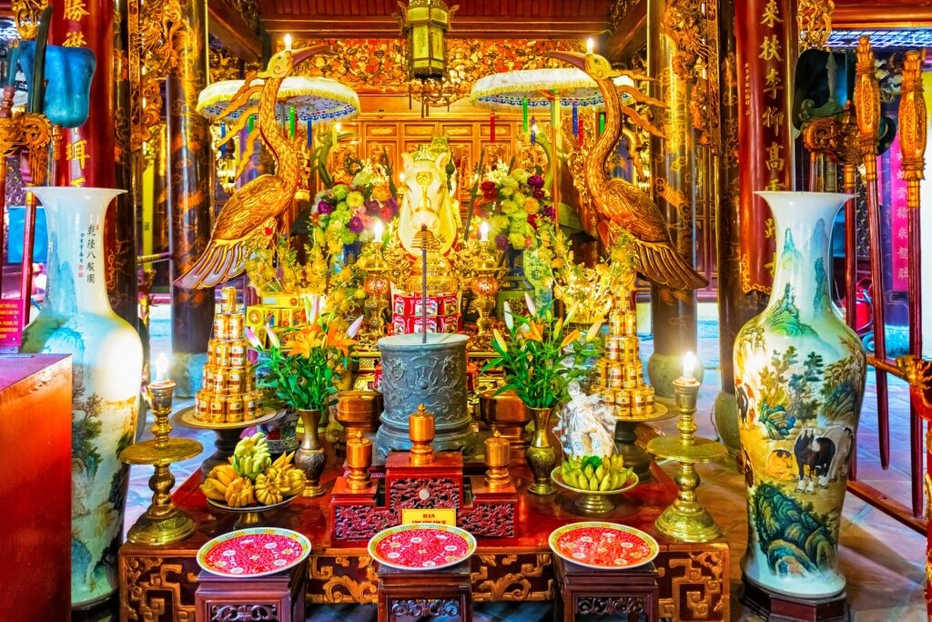 Altar at the Bach Ma Temple