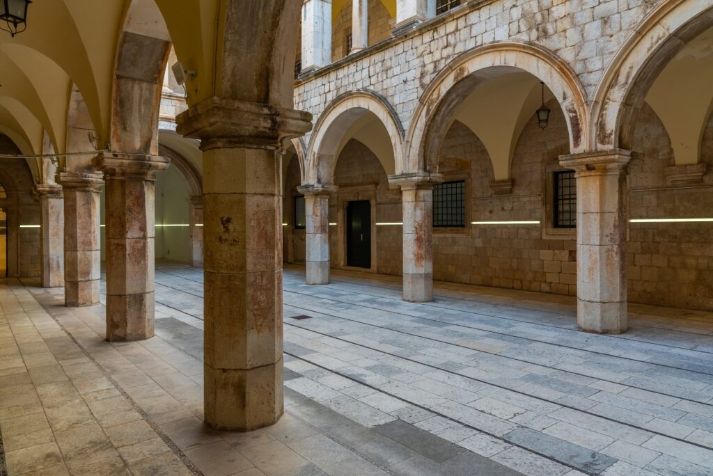 Massive columns inside Sponza Palace
