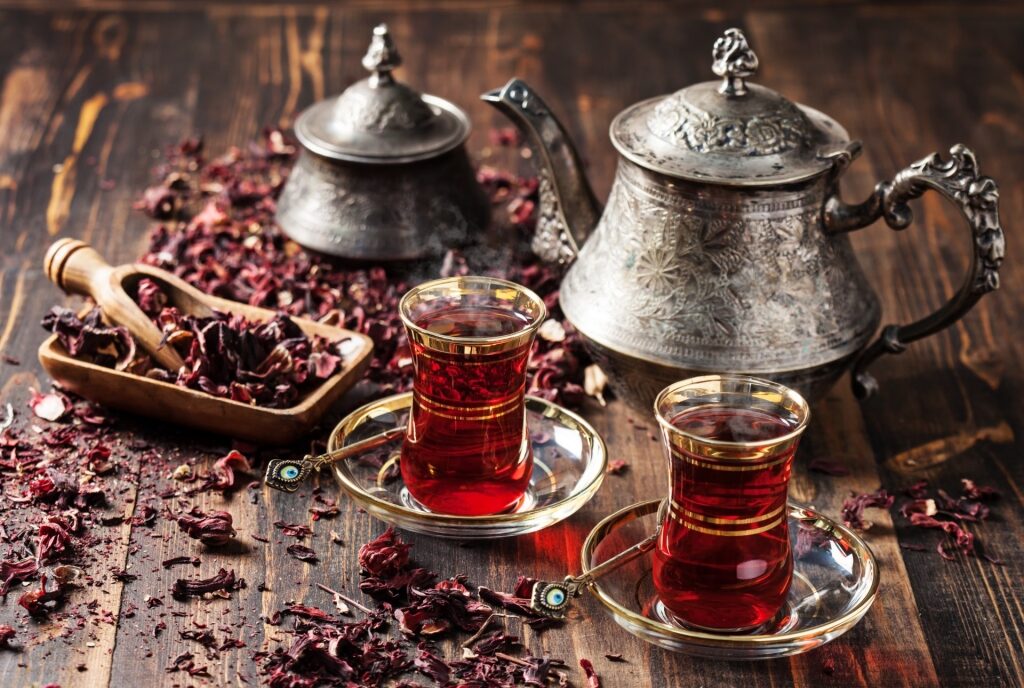 Classic tea set of Turkey