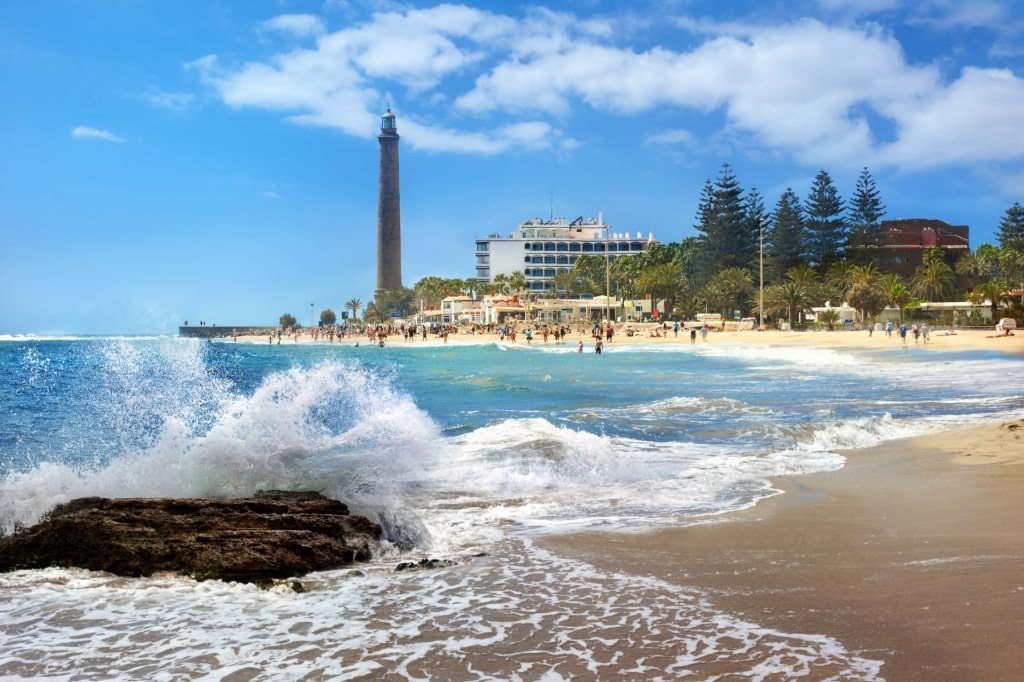 Maspalomas Lighthouse towering over the beach