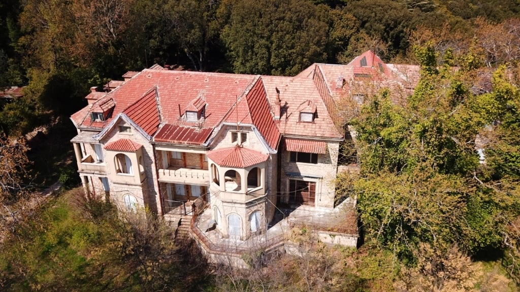 Gorgeous exterior of Royal Palace of Tatoi