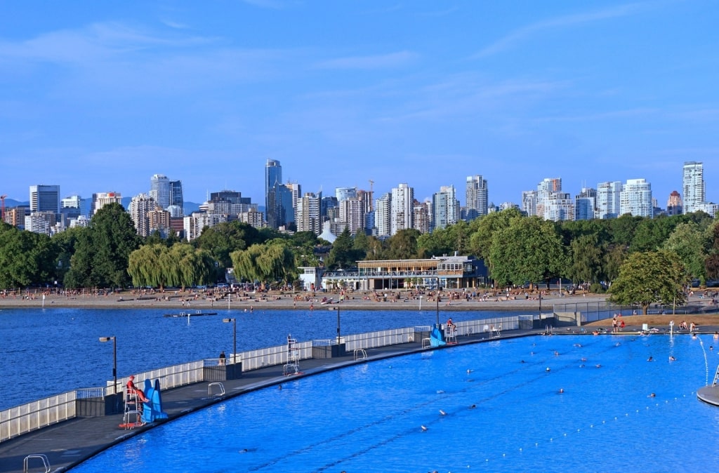 View of Kitsilano Pool, Vancouver with skyline