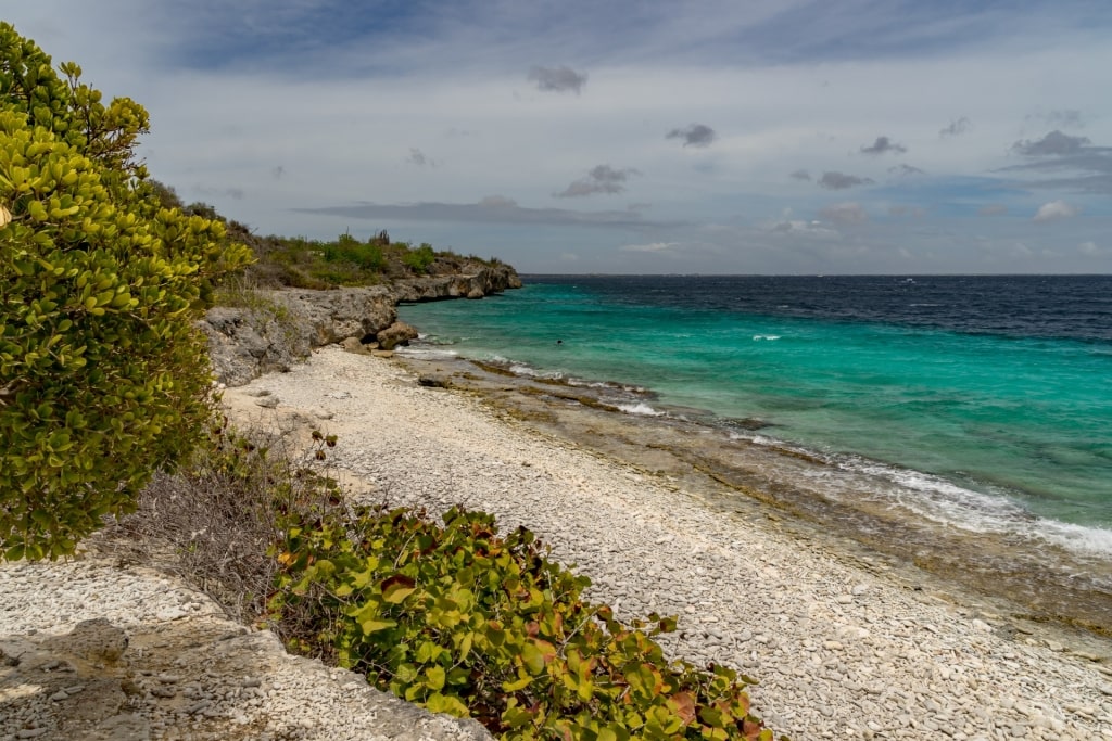 Pebbly beach of 1,000 Steps