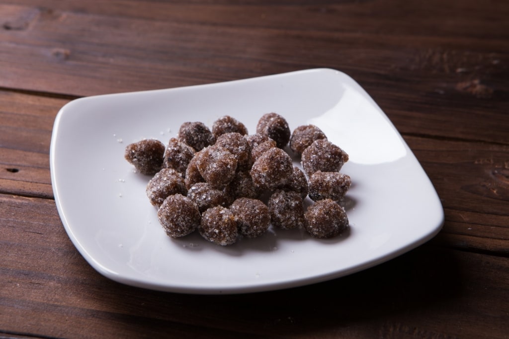 Sweet and sour tamarind balls