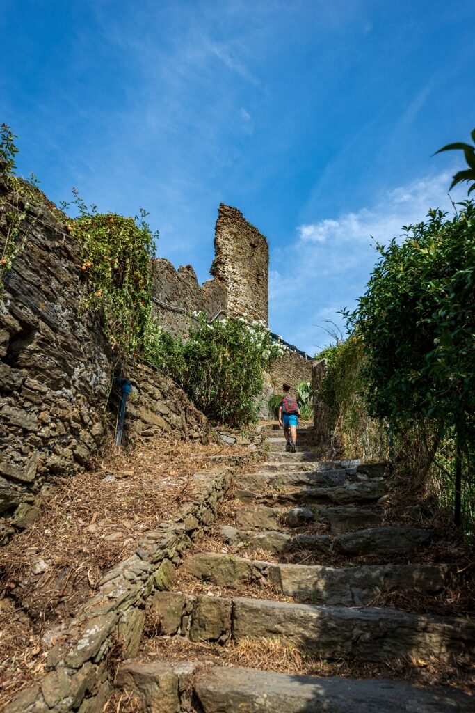 Man hiking in Via dell’Amore