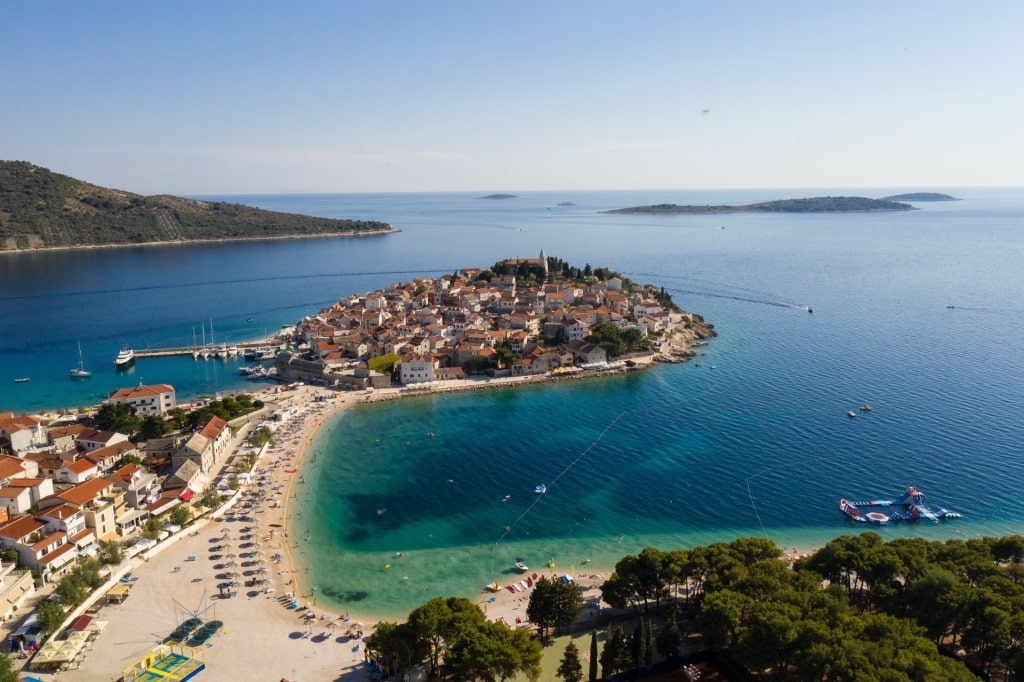 Long stretch of sand at Mala Raduča Beach, Primošten