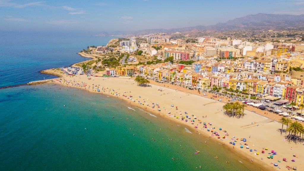 Sandy beach of Villajoyosa