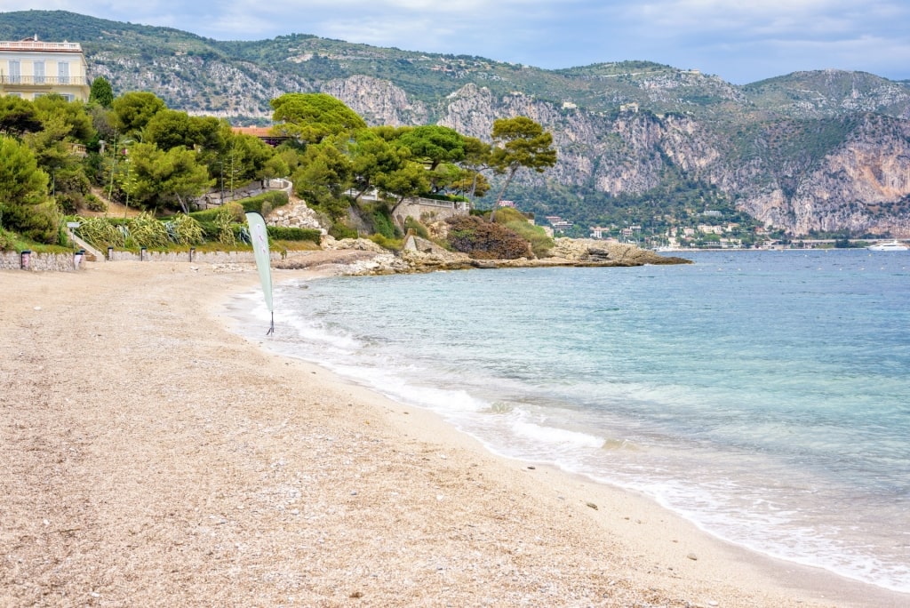 Pebbly sands of Plage Cros Dei Pin, Saint-Jean-Cap-Ferrat