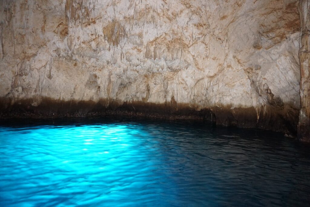 View inside Grotta dello Smeraldo