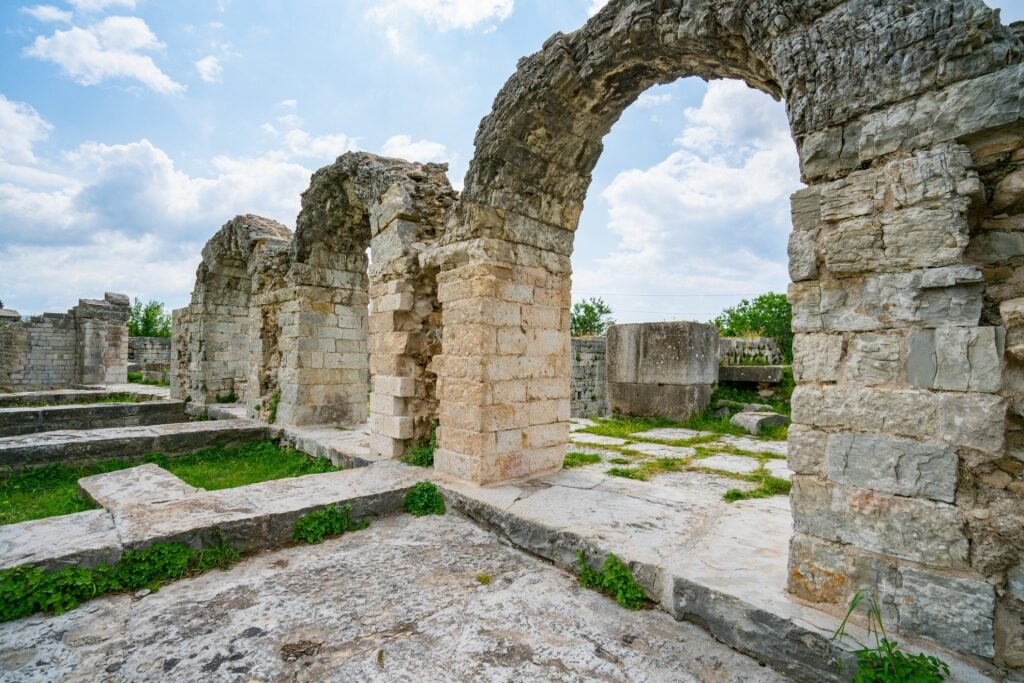 Stoneway archs in Salona