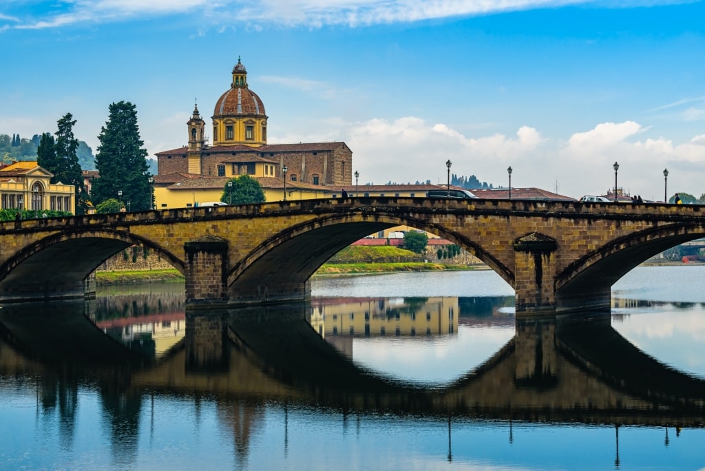 View of Ponte alla Carraia