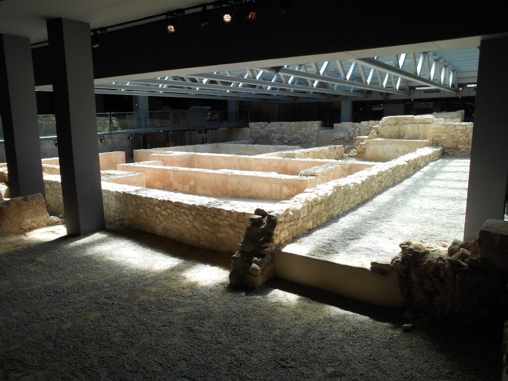 View inside the La Almoina Museum