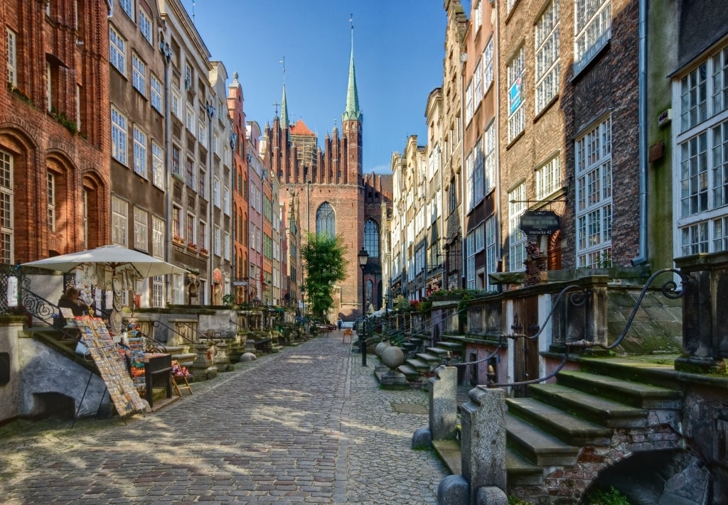 Street view of Mariacka Street