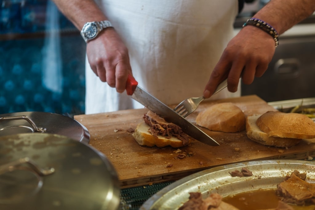 Man preparing Lampredotto