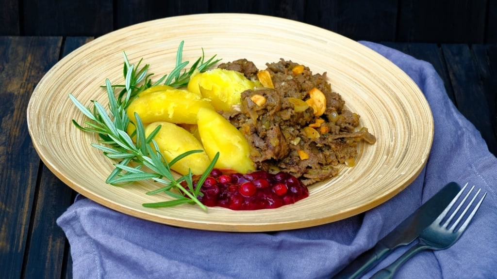 Reindeer meat on a plate