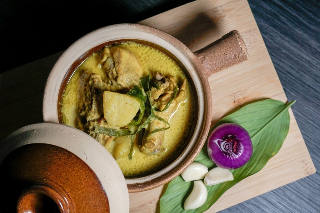 Bowl of Ayam masak lemak