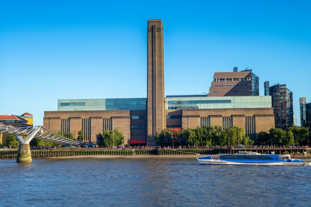 Exterior of Tate Modern in London, England