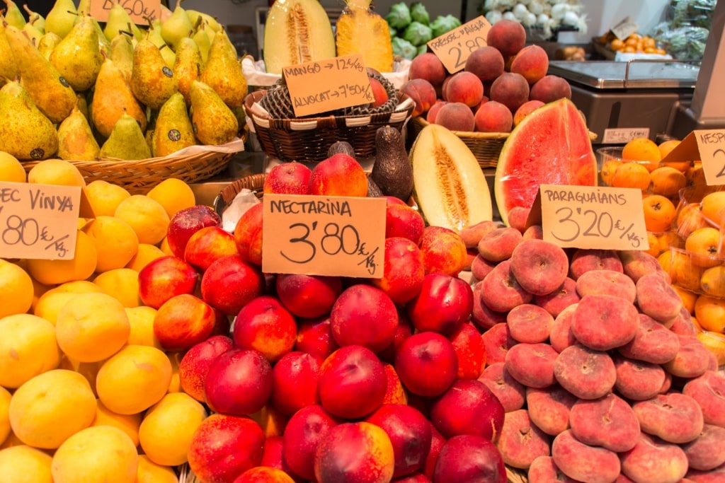 Fruits inside Mercat de Sant Antoni