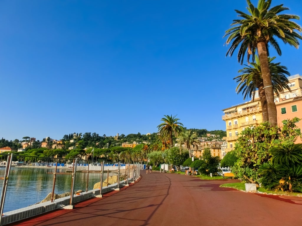 Promenade in Italy