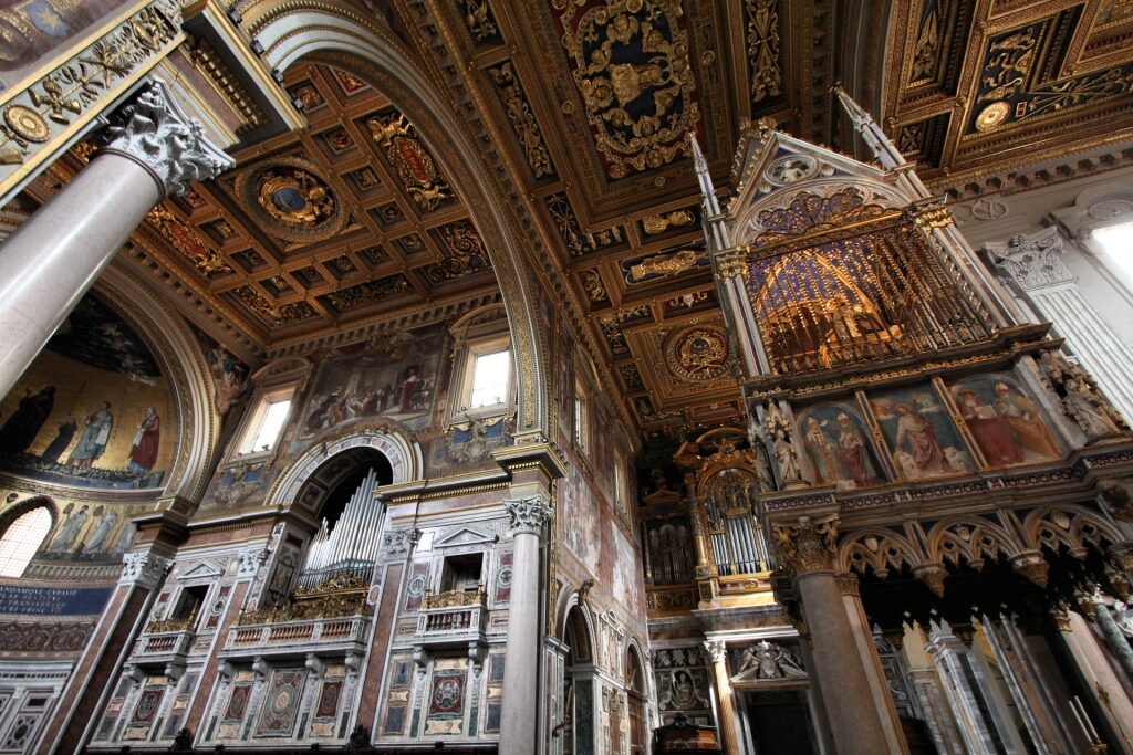 Interior of Basilica di San Giovanni in Laterano