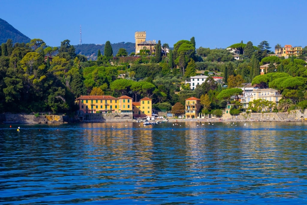 Waterfront view of Spiaggia di San Michele di Pagana, Rapallo