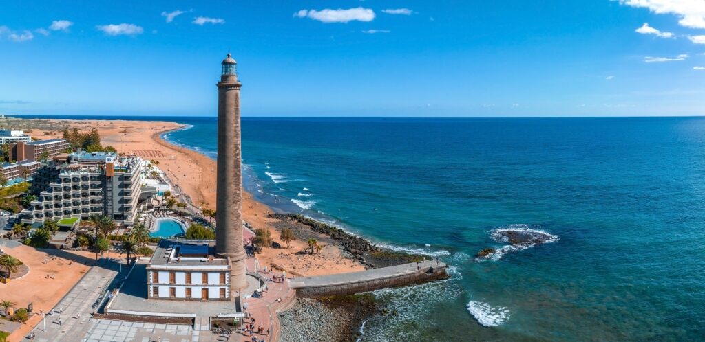 Scenic view of Faro de Maspalomas lighthouse