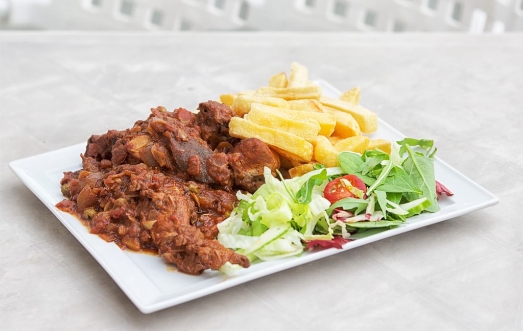 Maltese rabbit stew on a platter