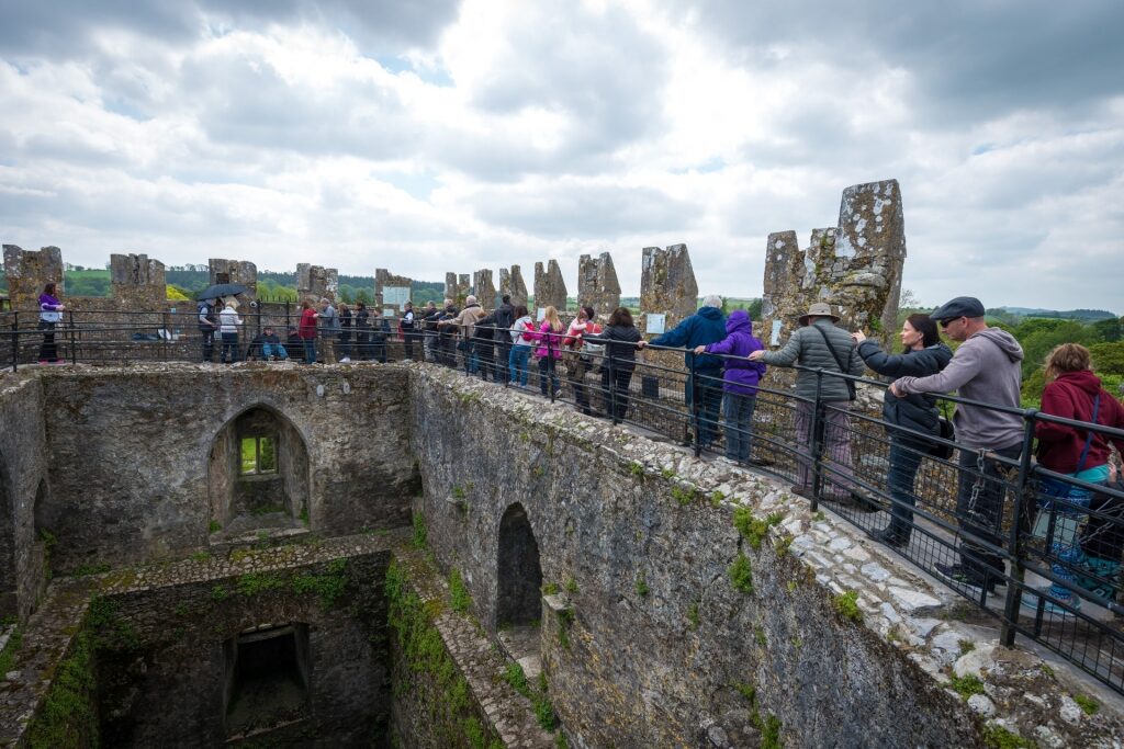 People touring the Blarney Castle