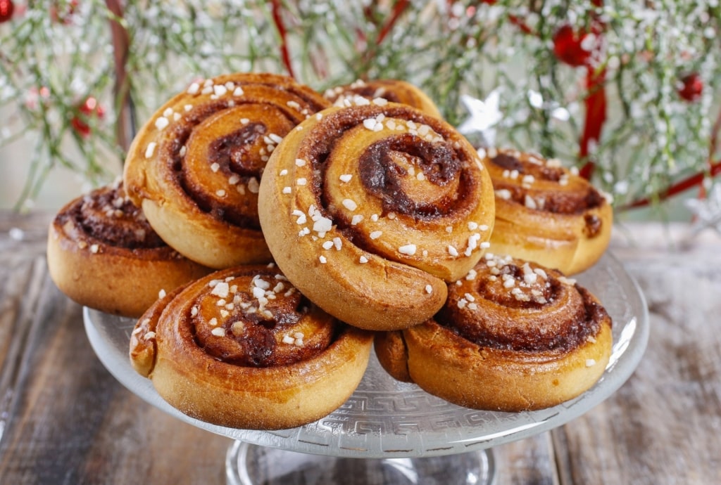 Plate of kanelbulle