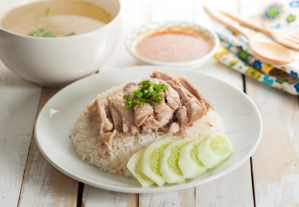 Best food in Singapore - hainanese chicken rice