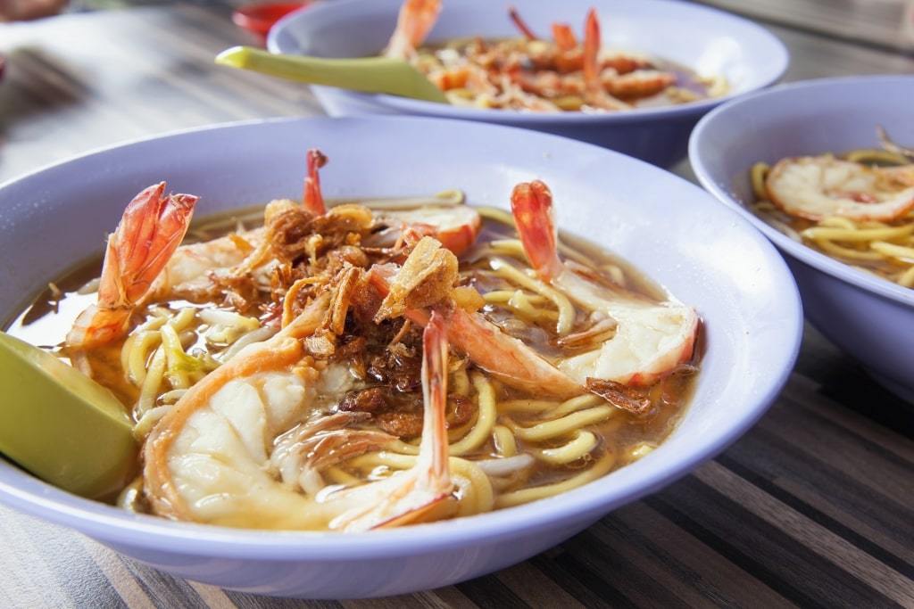 Bowl of Hokkien prawn mee