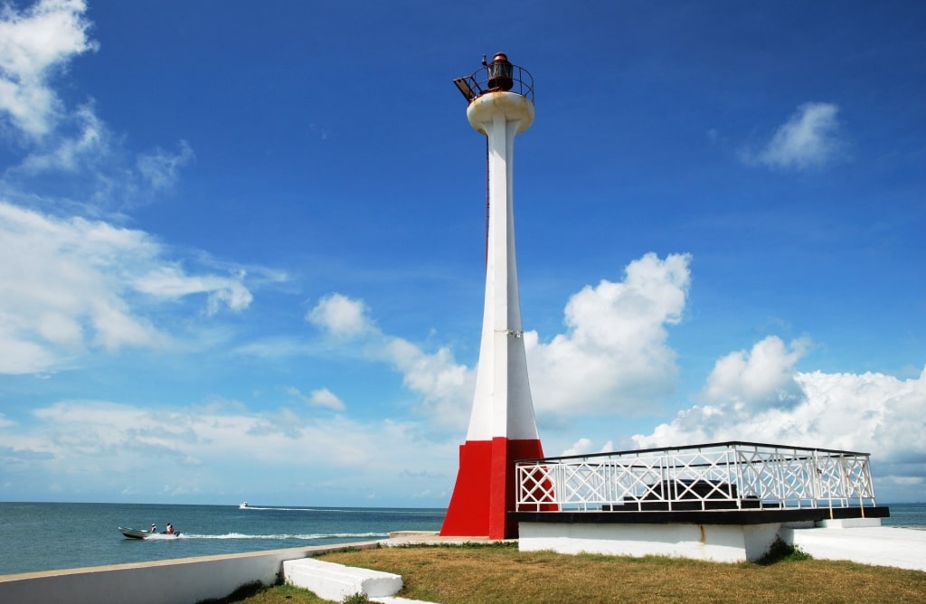 Red and white structure of Baron Bliss Lighthouse